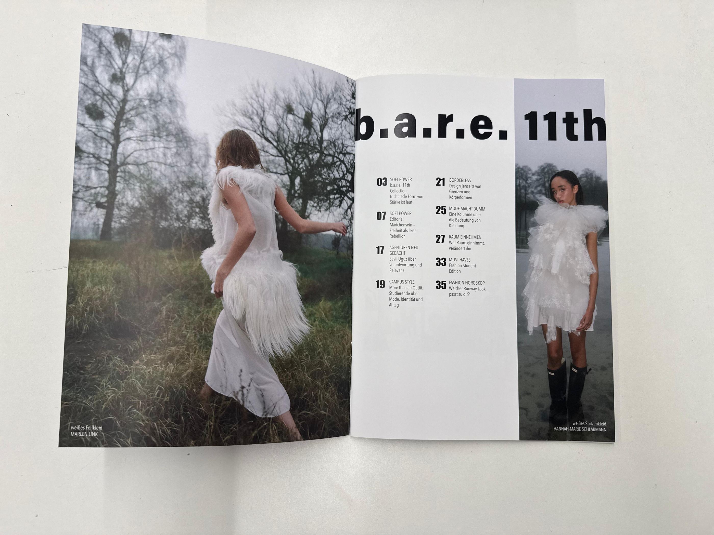 Magazin-Doppelseite mit Inhaltsverzeichnis und zwei Aufnahmen aus dem Editorial.